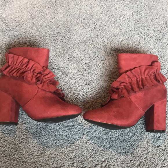 Maroon Ruffle Boots - NEVER WORN - Picture 4 of 6